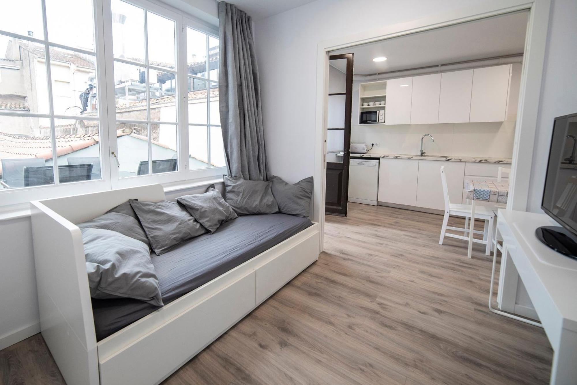 Sant Ferriol Apartment *